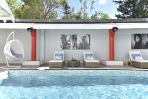 Arles Plaza Hotel - La piscine